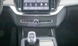 Volvo XC90 Ultra Dark Theme B6 AWD 7-Seater 2026