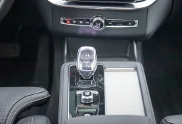 Volvo XC90 Ultra Dark Theme B6 AWD 7-Seater 2026