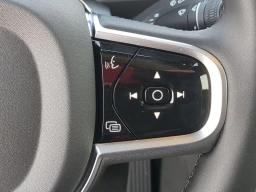 Volvo XC90 Ultra Dark Theme B6 AWD 7-Seater 2026