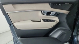 Volvo XC90 Ultra Dark Theme B6 AWD 7-Seater 2026