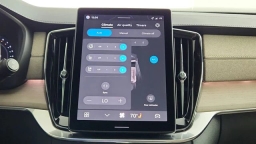 Volvo XC90 Ultra Dark Theme B6 AWD 7-Seater 2026