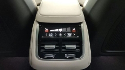 Volvo XC90 Ultra Dark Theme B6 AWD 7-Seater 2026