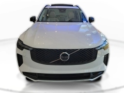 Volvo XC90 Ultra Dark Theme B6 AWD 7-Seater 2026