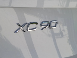 Volvo XC90 Ultra Dark Theme B6 AWD 7-Seater 2026