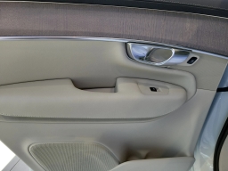 Volvo XC90 Ultra Dark Theme B6 AWD 7-Seater 2026