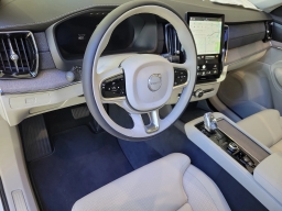 Volvo XC90 Ultra Dark Theme B6 AWD 7-Seater 2026