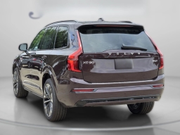 Volvo XC90 Ultra Dark Theme B6 AWD 7-Seater 2026