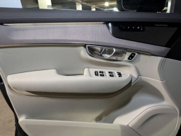 Volvo XC90 Ultra Dark Theme B6 AWD 7-Seater 2026