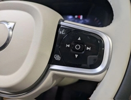Volvo XC90 Ultra Dark Theme B6 AWD 7-Seater 2026