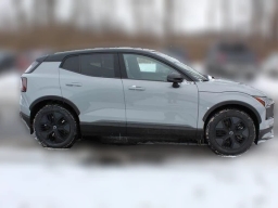 Volvo EX30 Cross Country Ultra Twin Motor AWD 2026
