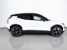 Volvo EX30 Cross Country Ultra Twin Motor AWD 2026