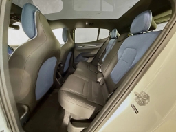 Volvo EX30 Cross Country Ultra Twin Motor AWD 2026