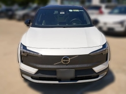 Volvo EX30 Cross Country Ultra Twin Motor AWD 2026
