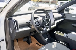 Volvo EX30 Cross Country Ultra Twin Motor AWD 2026