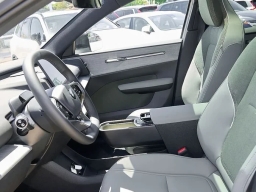 Volvo EX30 Cross Country Ultra Twin Motor AWD 2026