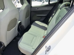 Volvo EX30 Cross Country Ultra Twin Motor AWD 2026