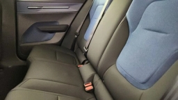 Volvo EX30 Cross Country Ultra Twin Motor AWD 2026