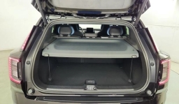Volvo EX30 Cross Country Ultra Twin Motor AWD 2026