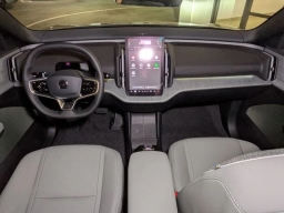 Volvo EX30 Plus Twin Motor AWD 2026