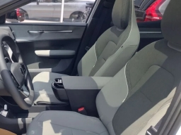 Volvo EX30 Plus Twin Motor AWD 2025