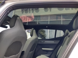 Volvo EX30 Plus Twin Motor AWD 2025