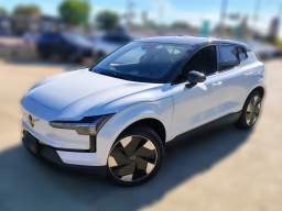 Volvo EX30 Plus Twin Motor AWD 2026