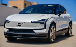 Volvo EX30 Plus Twin Motor AWD 2026