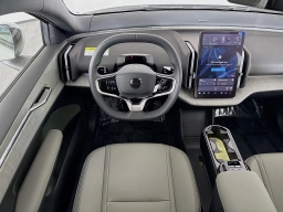 Volvo EX30 Plus Twin Motor AWD 2026
