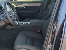 Volvo XC90 Plug-In Hybrid Plus T8 AWD 6-Seater 2026