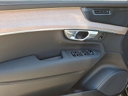Volvo XC90 Plug-In Hybrid Plus T8 AWD 6-Seater 2026