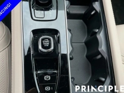 Volvo XC90 Plug-In Hybrid Plus T8 AWD 6-Seater 2026