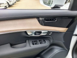 Volvo XC90 Plug-In Hybrid Plus T8 AWD 6-Seater 2026