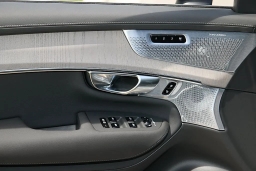 Volvo XC90 Plug-In Hybrid Ultra T8 AWD 6-Seater 2026