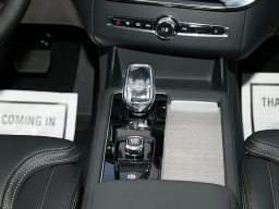 Volvo XC90 Plug-In Hybrid Ultra T8 AWD 6-Seater 2026