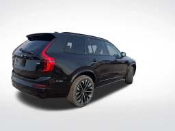 Volvo XC90 Plug-In Hybrid Ultra Dark Theme T8 AWD 6-Seater 2026