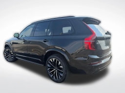 Volvo XC90 Plug-In Hybrid Ultra Dark Theme T8 AWD 6-Seater 2026