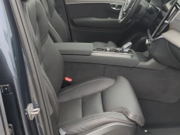 Volvo XC90 Plug-In Hybrid Ultra Dark Theme T8 AWD 6-Seater 2026
