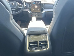 Volvo XC90 Plug-In Hybrid Ultra Dark Theme T8 AWD 6-Seater 2026