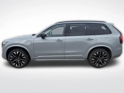 Volvo XC90 Plug-In Hybrid Ultra Dark Theme T8 AWD 6-Seater 2026