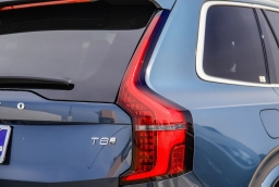 Volvo XC90 Plug-In Hybrid Plus T8 AWD 7-Seater 2026