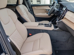 Volvo XC90 Plug-In Hybrid Plus T8 AWD 7-Seater 2026