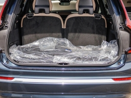 Volvo XC90 Plug-In Hybrid Plus T8 AWD 7-Seater 2026