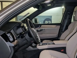 Volvo XC90 Plug-In Hybrid Plus T8 AWD 7-Seater 2026
