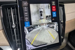 Volvo XC90 Plug-In Hybrid Plus T8 AWD 7-Seater 2026
