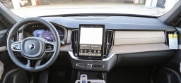 Volvo XC90 Plug-In Hybrid Plus T8 AWD 7-Seater 2026