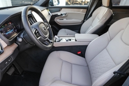 Volvo XC90 Plug-In Hybrid Plus T8 AWD 7-Seater 2026