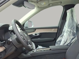 Volvo XC90 Plug-In Hybrid Plus T8 AWD 7-Seater 2026