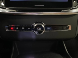 Volvo XC90 Plug-In Hybrid Plus T8 AWD 7-Seater 2026