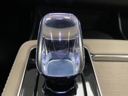 Volvo XC90 Plug-In Hybrid Plus T8 AWD 7-Seater 2026