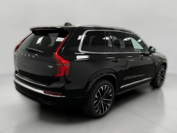 Volvo XC90 Plug-In Hybrid Plus T8 AWD 7-Seater 2026
